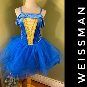 XLC Weissman dance costume